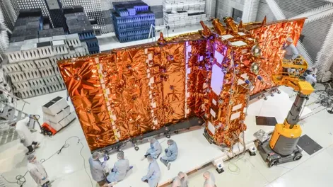 Reprograman lanzamiento un mes del satélite Saocom 1B