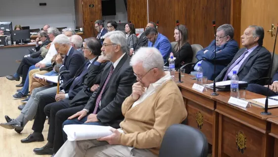 Queja de defensores por los días del juicio y la querella dijo que son “más chicanas”