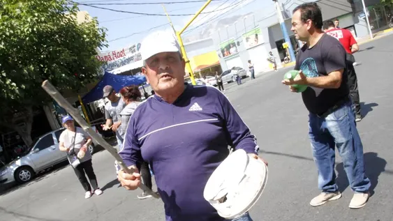 Por la perforación de un vecino, unas 1.500 personas llevan un mes sin agua