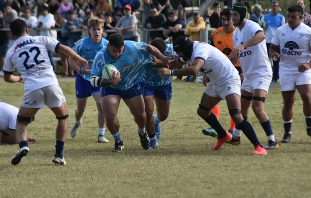 UNIVERSITARIO que se medirá con el último en Mendoza, buscará su primer triunfo de visitante.