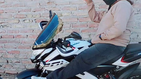 Dejó la moto en la puerta de su casa en Chimbas y se la robaron en minutos: pide ayuda para recuperarla