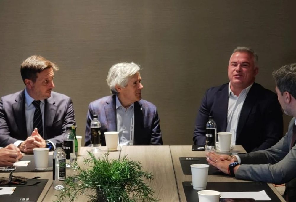 El mensaje de Los Azules a los proveedores, si todo funciona de manera eficiente, habrá mucho para compartir.