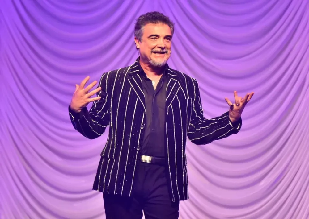 “El humor debe ser siempre crítico con el poder”