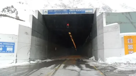 Paso Cristo Redentor.-