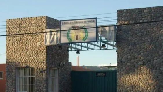 Reos federales alojados en el Penal presentaron un hábeas corpus para tener celulares