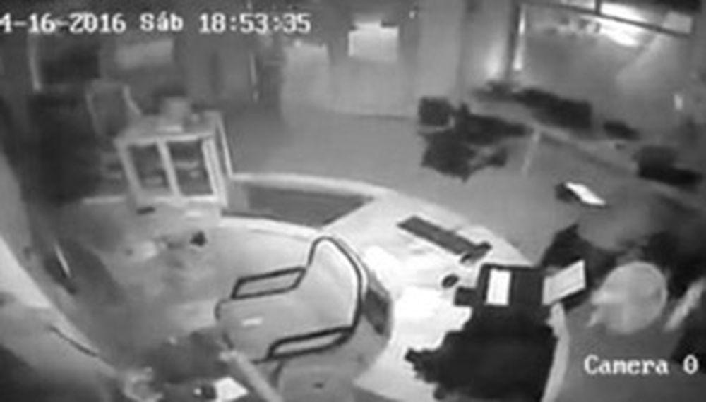 Un nuevo video muestra la potencia del terremoto de Ecuador