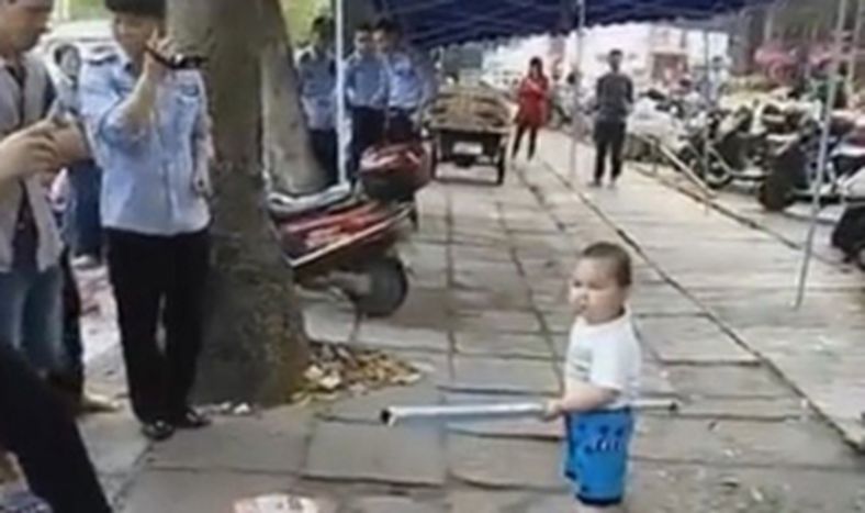 “¡No toquen a mi abuela!”