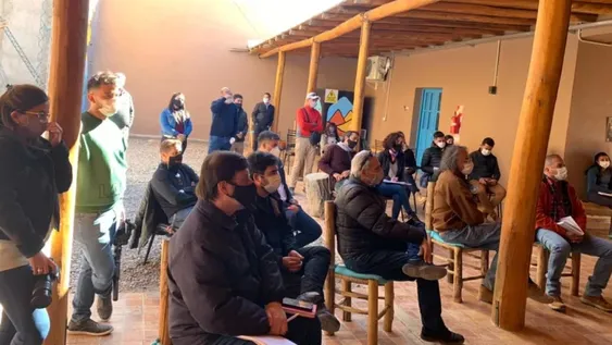 Consultarán para futuras contrataciones