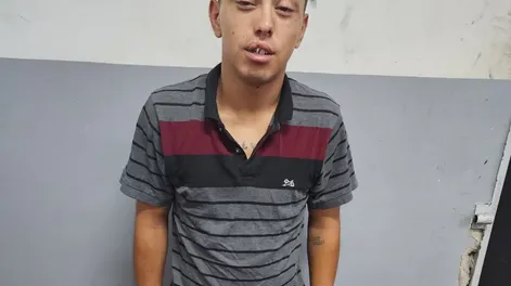 Detuvieron a un joven que amenazó a un hombre con un arma de fuego y lo golpeó para robarle $150.000