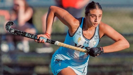 Visita. Ariana Arias, integrante del seleccionado de hockey estará presente en Las Flores con una clínica en el club Pismanta.