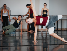 Desde la web del Teatro del Bicentenario se puede acceder a los formularios de inscripción Desde la web del Teatro del Bicentenario se puede acceder a los formularios de inscripción