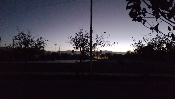 tras el viento zonda: vecinos de un barrio de rawson denunciaron que llevan mas de 20 horas sin luz