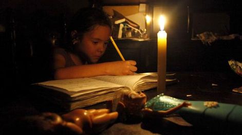 Venezuela: por la falta de energía, el sector público no trabajará miércoles, jueves y viernes
