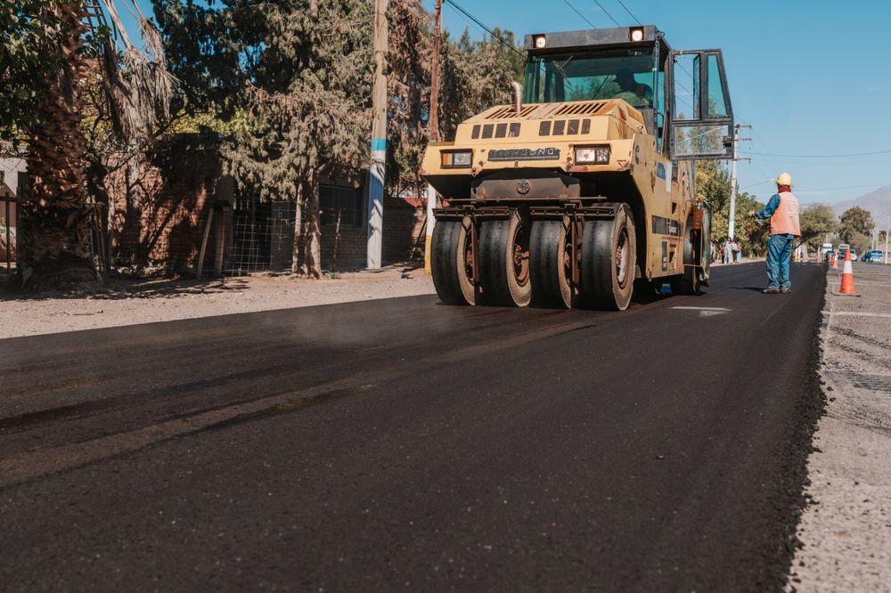La Calle Meglioli ya cuenta con 500 metros de pavimento nuevo.