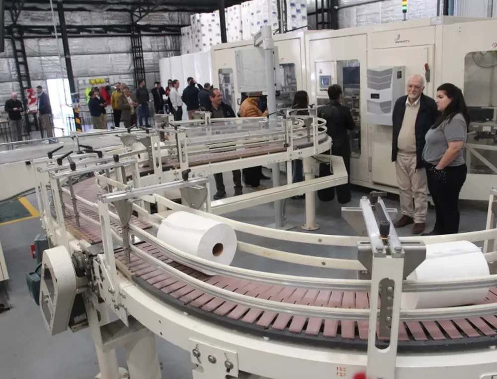 INVIRTIERON en una máquina de conversión que permitirá suplir el mercado local.