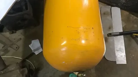 Desbaratan una banda que traficaba drogas en tubos de GNC