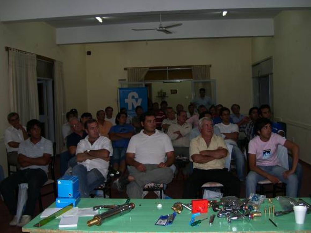 Griferías Fv capacitó instaladores
