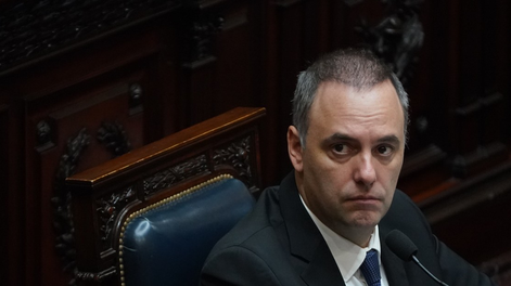 Eljefe de gabinete Manuel Adorni, frente a los diputados durante el informe degestión que hizo la semana pasada.&nbsp;