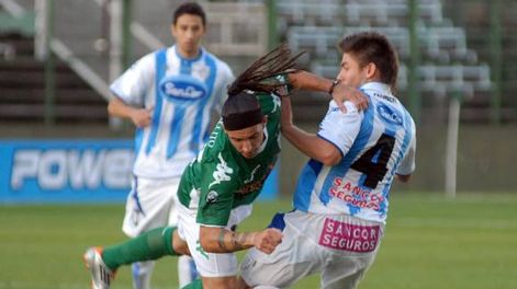Rafaela tropezó ante Ferro y puede dejar la punta