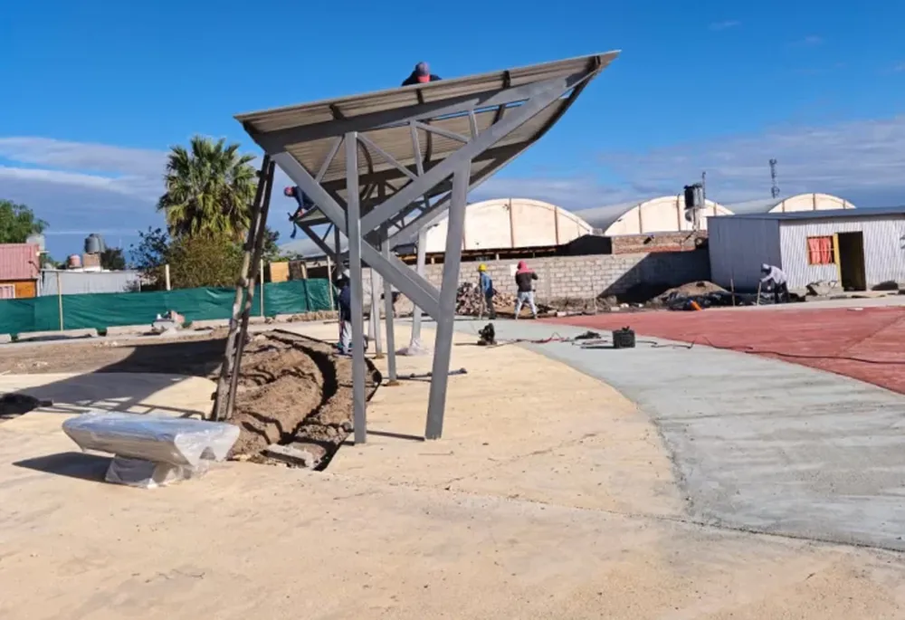 PLAZO. Eduardo Moreno dijo que la nueva plaza se inaugurará en mayo.