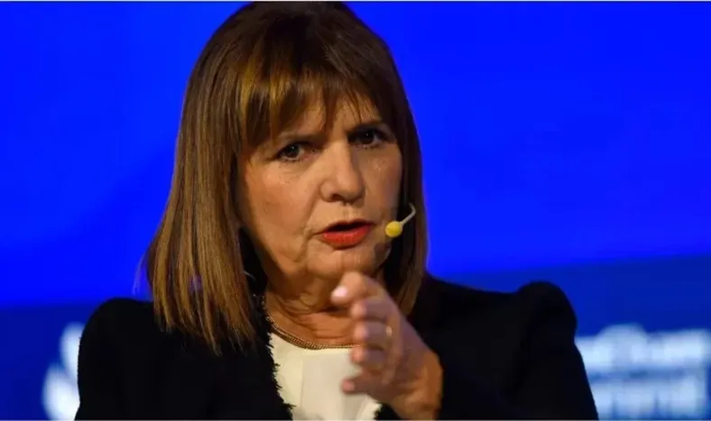 Patricia Bullrich mete presión al PRO: “Se tienen que definir, o son oficialiamo o son oposición”