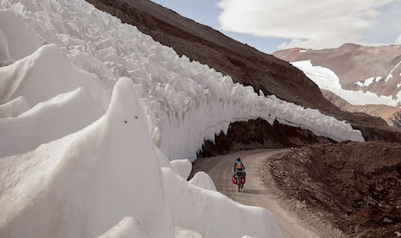 Paso de Agua Negra.-
