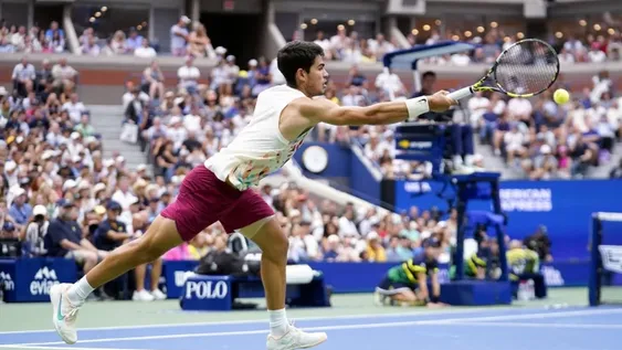 Alcaraz, a paso firme en cuartos