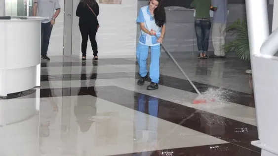 Por filtraciones en los techos del nuevo edificio, la OSP no ofrece servicio hoy