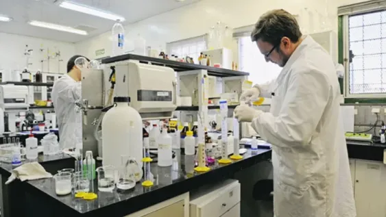El gobierno nacional anunció un aumento a los investigadores del CONICET