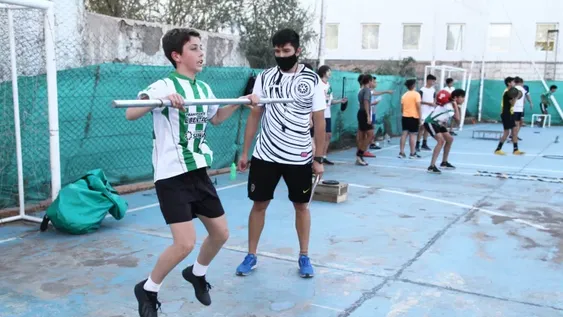 Con los clubes a puertas cerradas, son las escuelitas de fútbol el boom en pandemia
