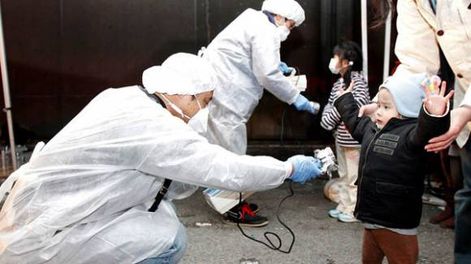 Japón examina a 360.000 niños por Fukushima