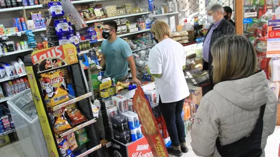 La Canasta de Alimentos para una familia sanjuanina en los barrios costó en junio $96.241