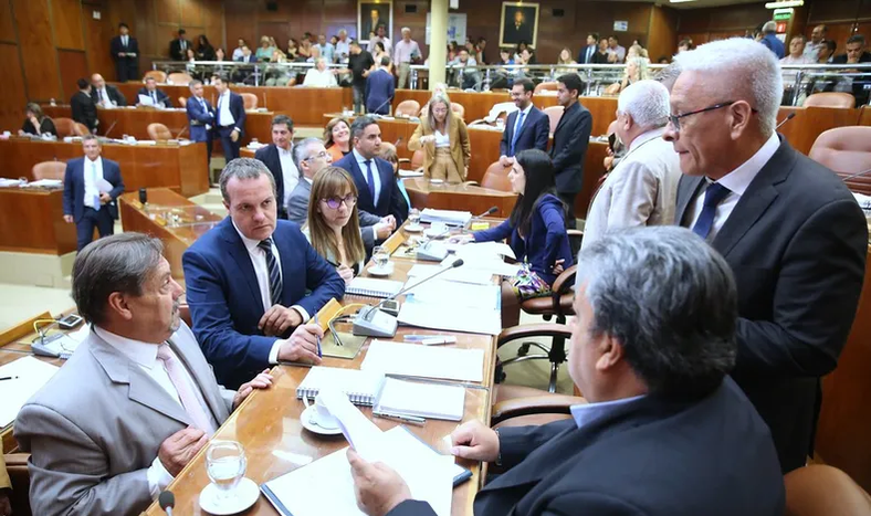 El punteo en la Legislatura para el OK a la derogación de Lemas, con textuales del PJ a favor y el bloquismo en análisis