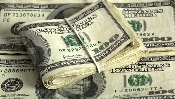 El dólar blue se negoció con un descenso de un peso, a $144