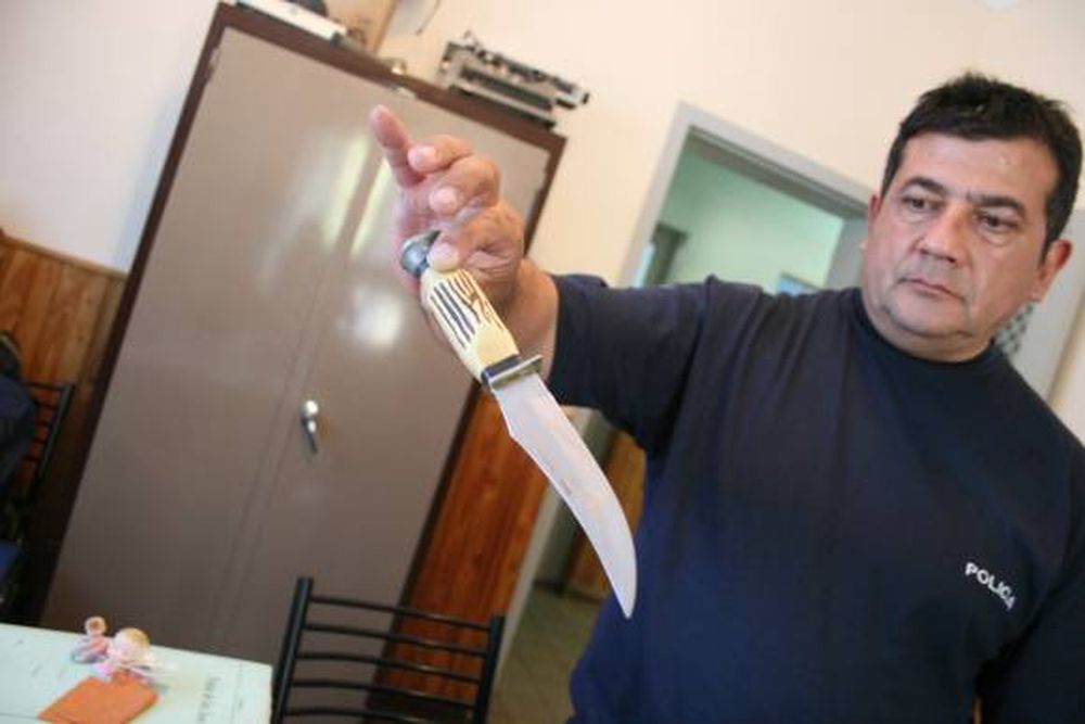 Acuchilló al presunto amante de su mujer