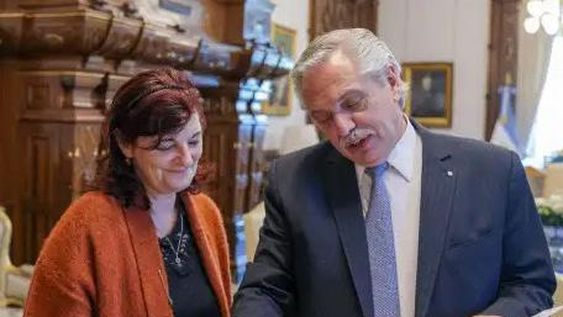 El Gobierno analiza bono de fin de año para aliviar a trabajadores privados