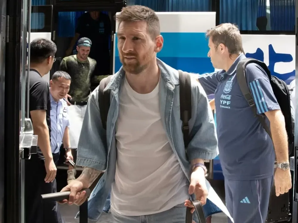 Messi ya está en Beijing para los amistosos del seleccionado argentino campeón del mundo