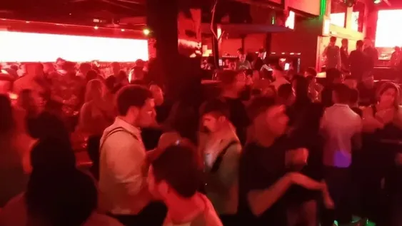 Confirmaron el pase sanitario para los eventos masivos desde el 1 de enero