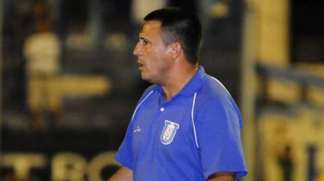 Renuncia y discusiones