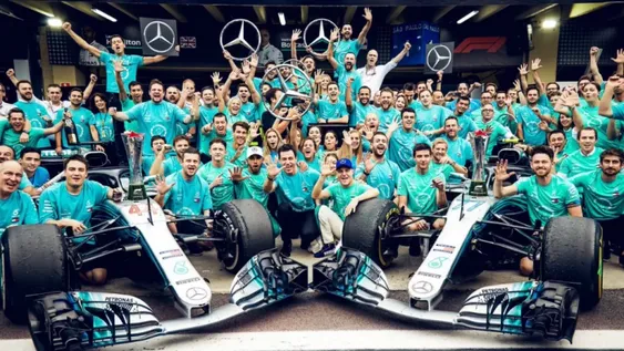 La escudería Mercedes confirmó presencia de un caso positivo en coronavirus