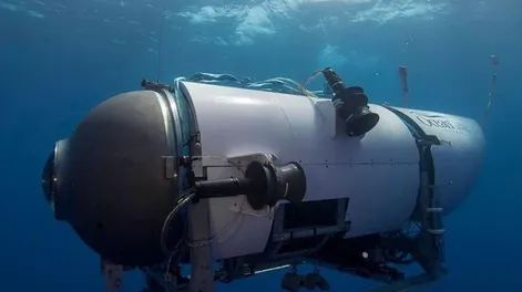 El área de búsqueda del submarino es 26.000 km2, advirtió un rescatista