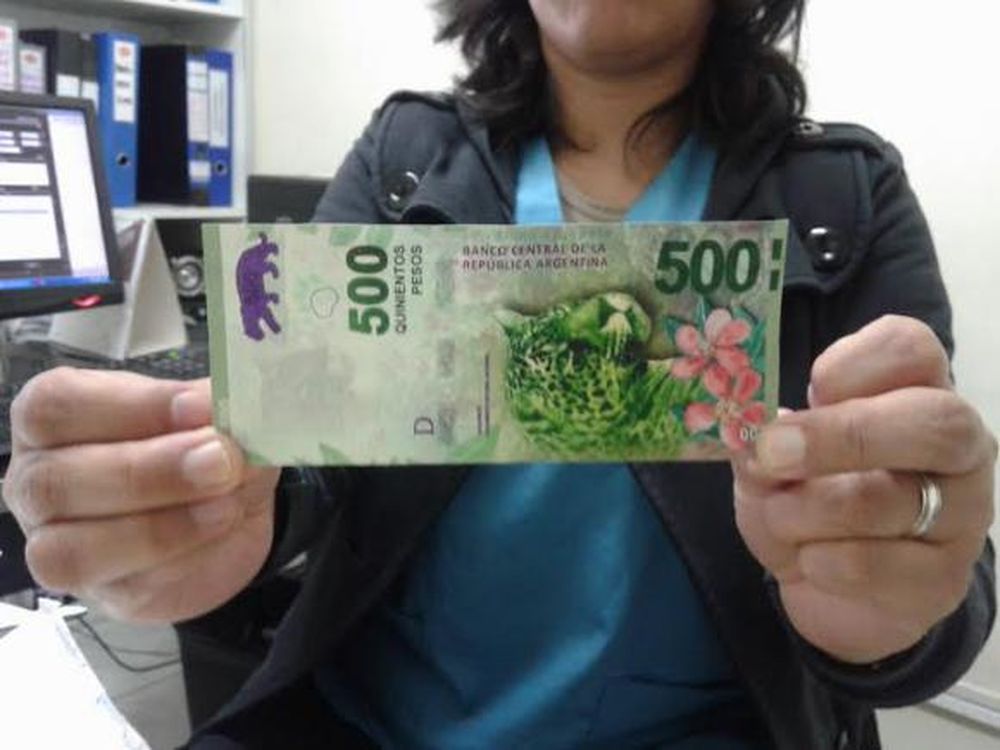 Alerta: ya circulan billetes falsos de $500 en San Juan