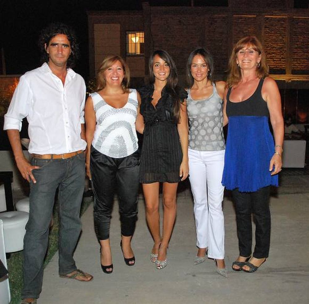 Apertura de Restó Bar