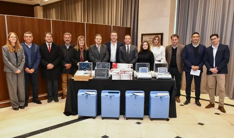 Hospitales y centros de salud recibirán nuevo equipamiento