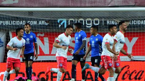 Argentinos Juniors le dio otro golpe a Talleres