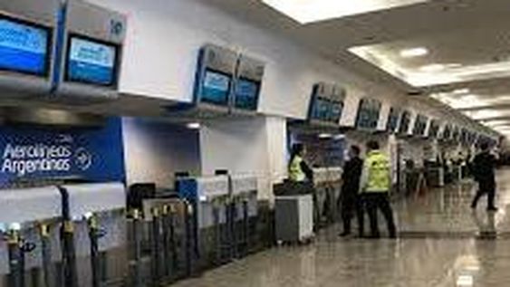 Extendieron la prohibición para viajar en trenes y colectivos de larga distancia y en vuelos de cabotaje