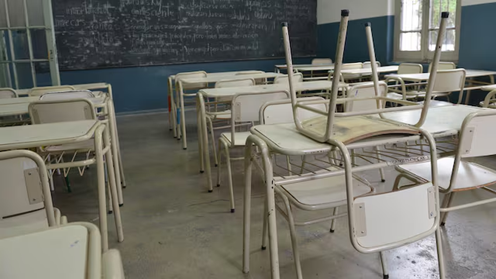 La paritaria docente en San Juan sumó una nueva reunión con autoridades del Gobierno y representantes de UDA. &nbsp;