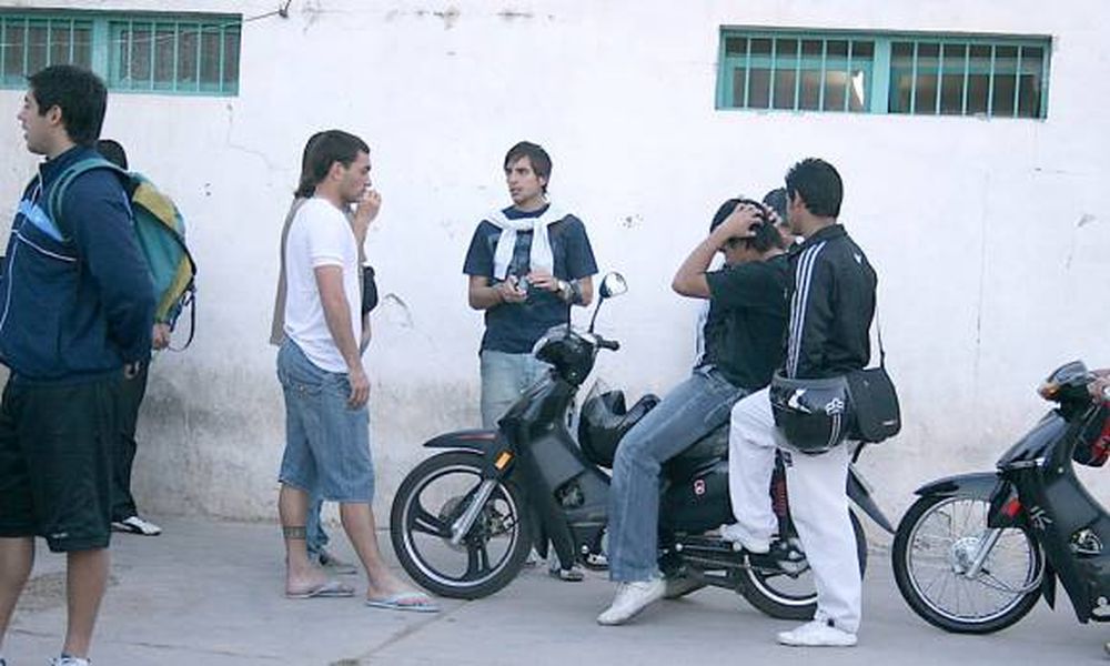 Poca plata y muchos dramas en Sportivo Desamparados
