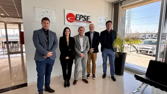 EPSE y una alianza federal con el Grupo Petersen para abastecer con energía solar a sus bancos