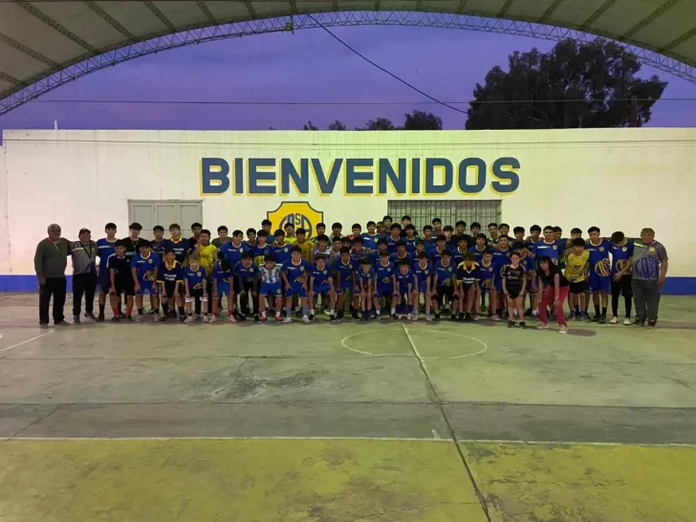 Futuro. Deportivo Angaco sostiene una estructura compleja gracias al apoyo de los padres y toda la comunidad,